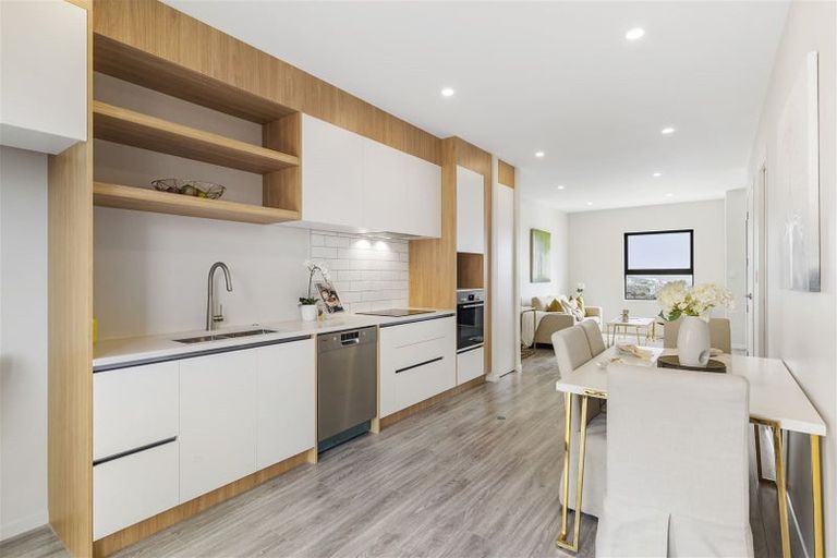 Photo of property in 42 Paina Crescent, Massey, Auckland, 0614