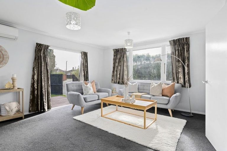 Photo of property in 19 Croall Crescent, St Andrews, Hamilton, 3200