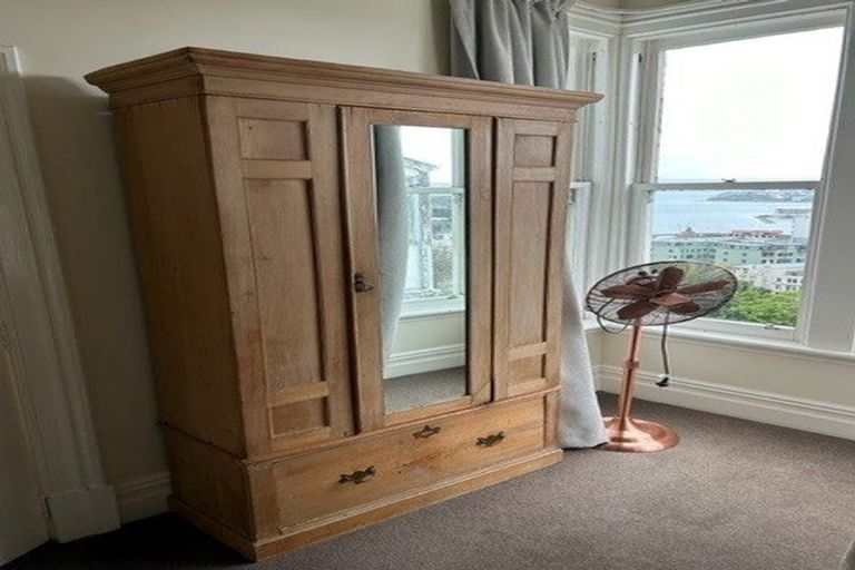 Photo of property in 237 The Terrace, Te Aro, Wellington, 6011