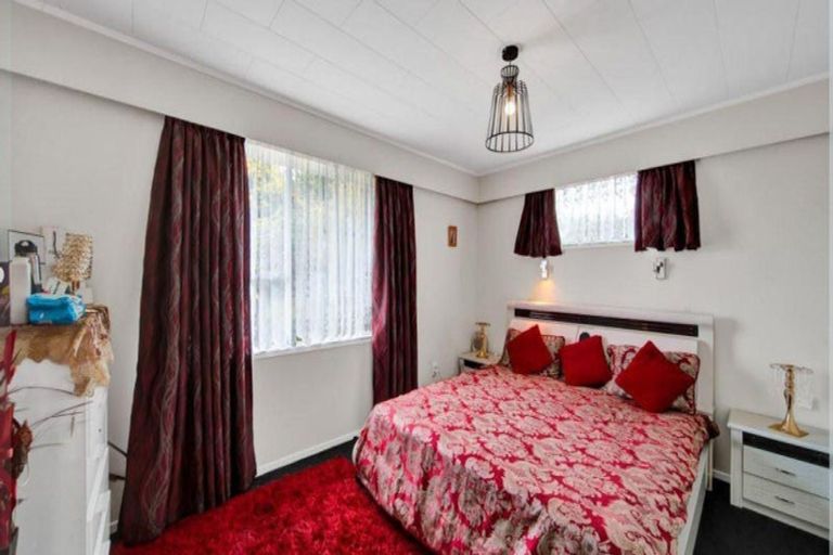 Photo of property in 162 Omata Road, Blagdon, New Plymouth, 4310