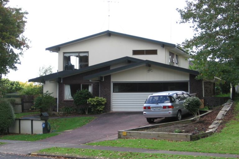 Photo of property in 61 Fordyce Avenue, Sunnyhills, Auckland, 2010