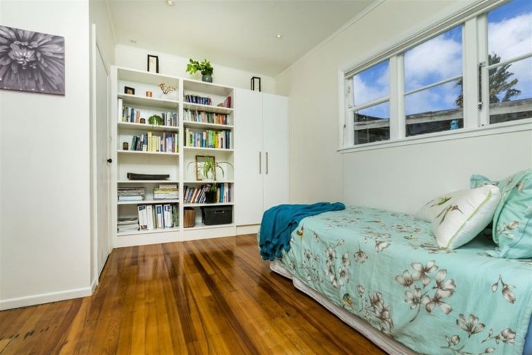 Photo of property in 1/36 Tudor Road, Henderson, Auckland, 0610