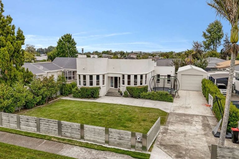 Photo of property in 12 Moeller Street, Taradale, Napier, 4112