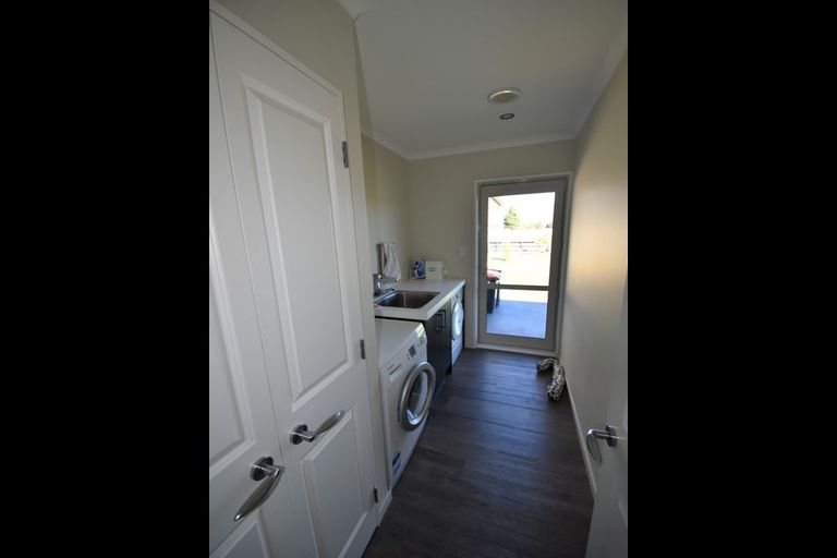 Photo of property in 4 The Drive, Twizel, 7999