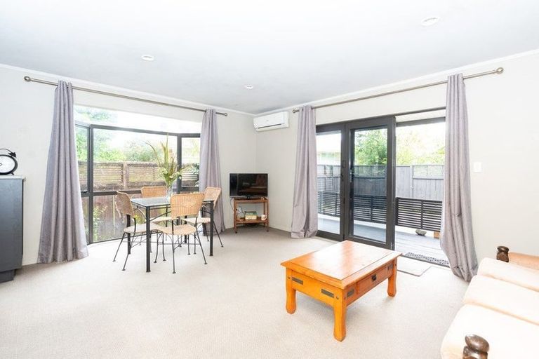 Photo of property in 35 Pulham Crescent, Queenwood, Hamilton, 3210