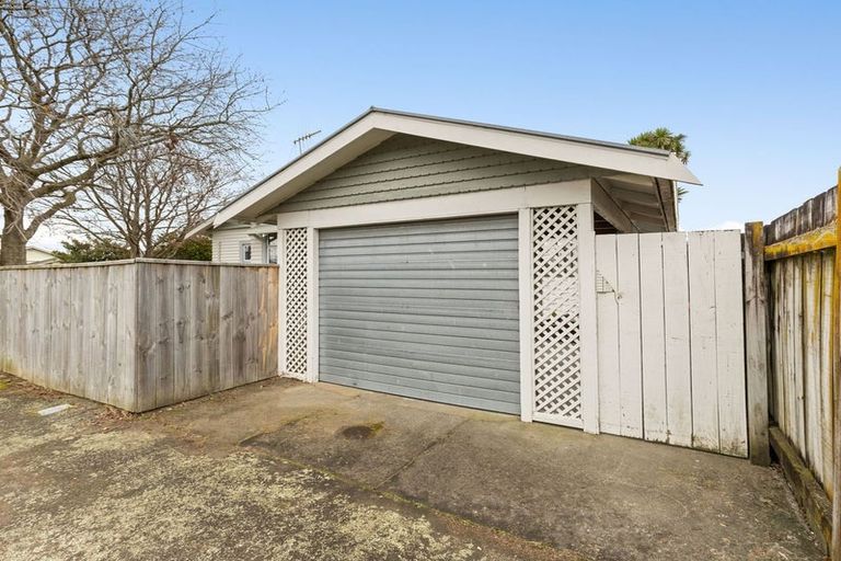 Photo of property in 41 Roy Street, Palmerston North, 4410