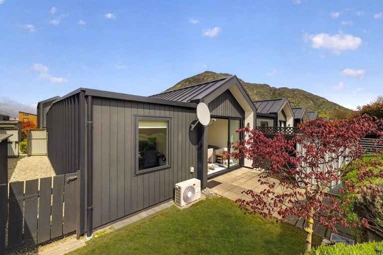 Photo of property in 5/39 Cherry Blossom Avenue, Frankton, Queenstown, 9300