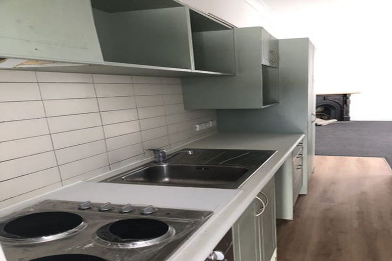 Photo of property in 9 Wright Street, Mount Cook, Wellington, 6021