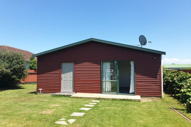 Photo of property in 24 Growers Lane, Mangere East, Auckland, 2024