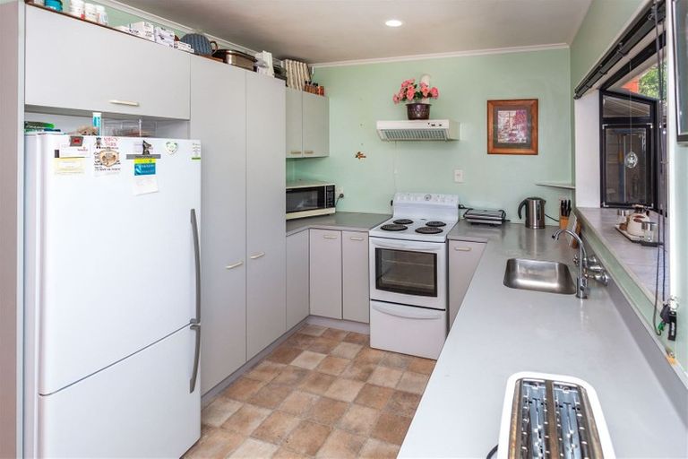 Photo of property in 327b Port Road, Whangamata, 3620