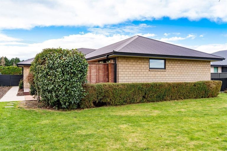 Photo of property in 199 Wingatui Road, Mosgiel, 9024