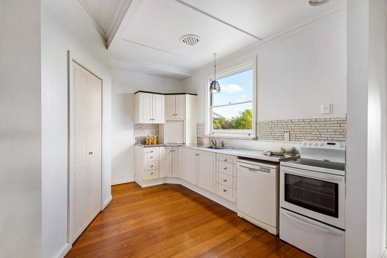 Photo of property in 3 Saint Andrews Road, Havelock North, 4130