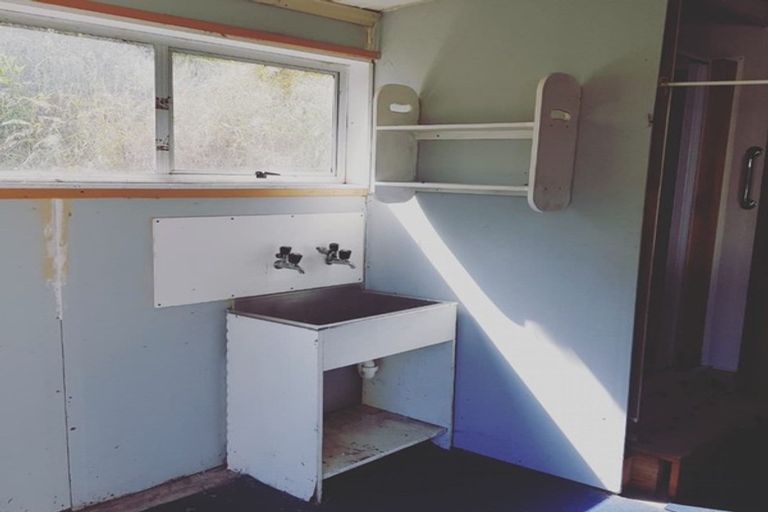 Photo of property in 60 Walter Street, The Glen, Dunedin, 9011