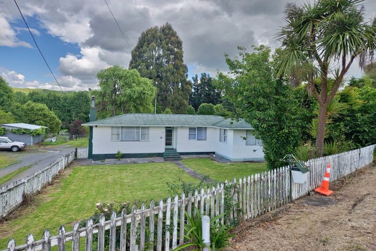 Photo of property in 53 Kaka Road, Taihape, 4720
