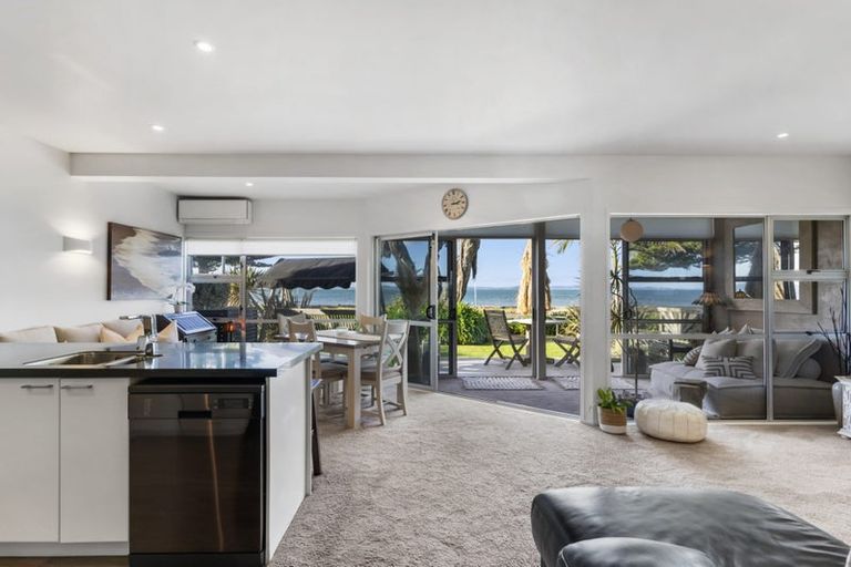 Photo of property in 5c The Esplanade, Eastern Beach, Auckland, 2012