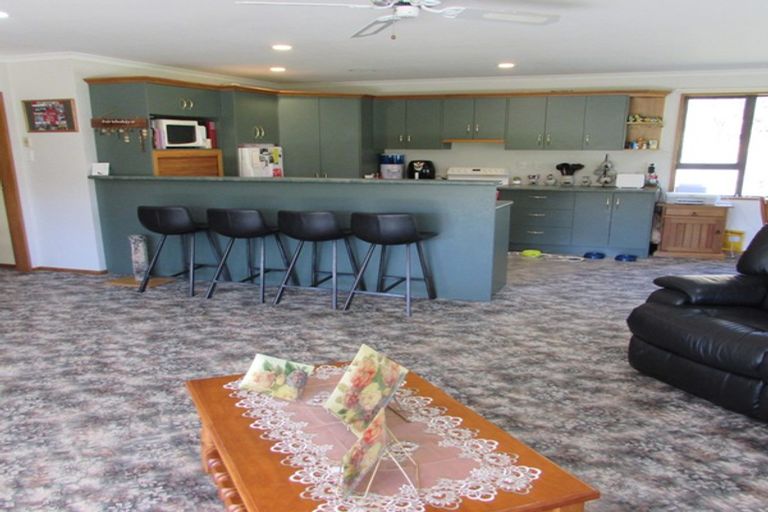 Photo of property in 54 Welshmans Gully Road, Waikaia, 9778