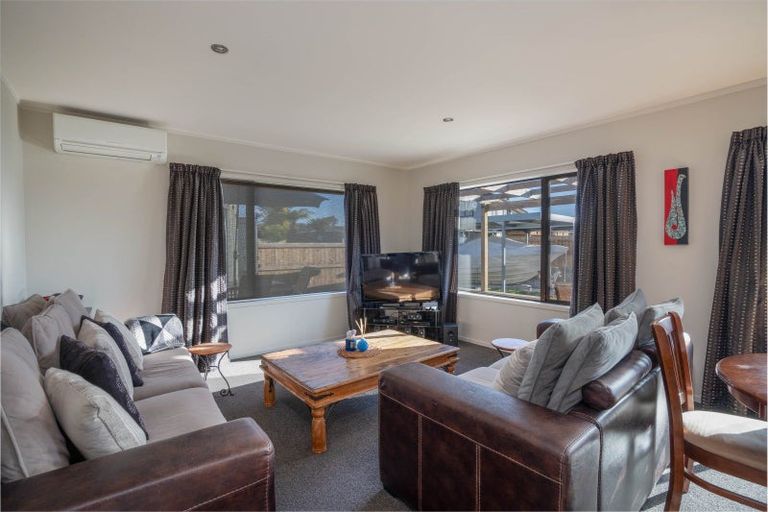 Photo of property in 738b Acacia Bay Road, Acacia Bay, Taupo, 3330