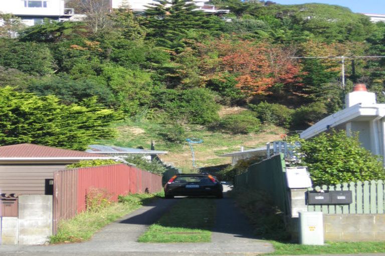 Photo of property in 36 Stokes Valley Road, Stokes Valley, Lower Hutt, 5019