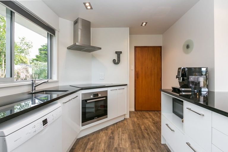 Photo of property in 28 Gordon Road, Te Awanga, 4102