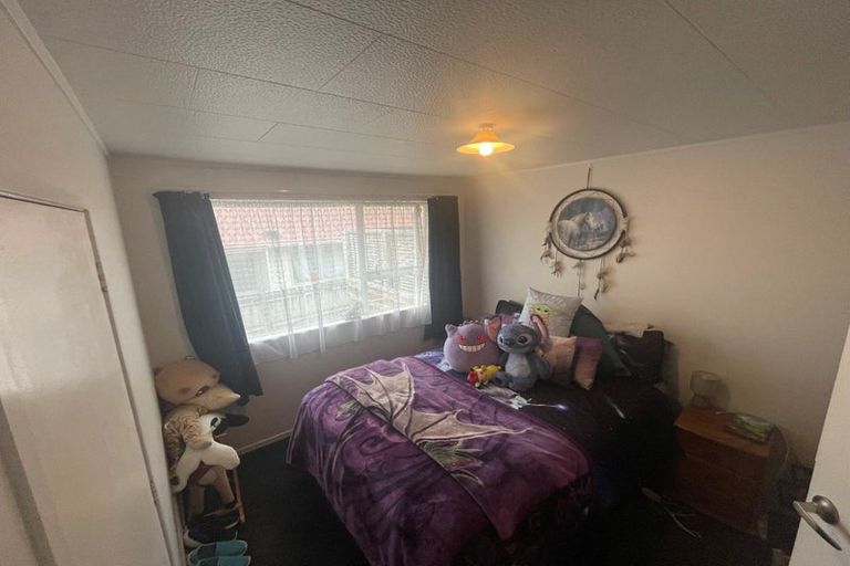 Photo of property in 11 Villa Place, Bell Block, New Plymouth, 4312