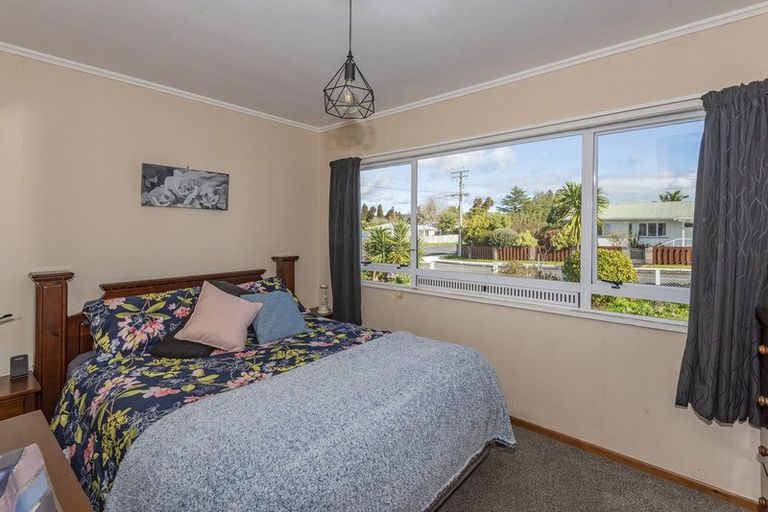Photo of property in 2 Erin Street, Tikipunga, Whangarei, 0112