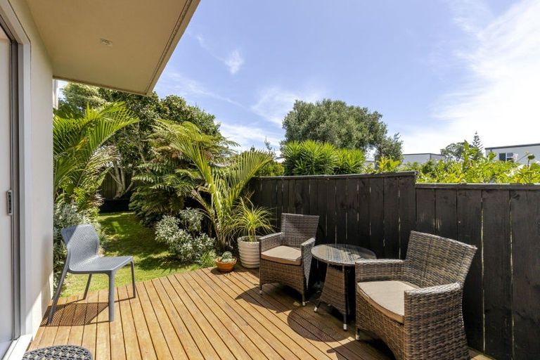 Photo of property in 22a Belt Road, Moturoa, New Plymouth, 4310