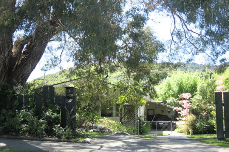 Photo of property in 8 Te Ata Place, Atawhai, Nelson, 7010