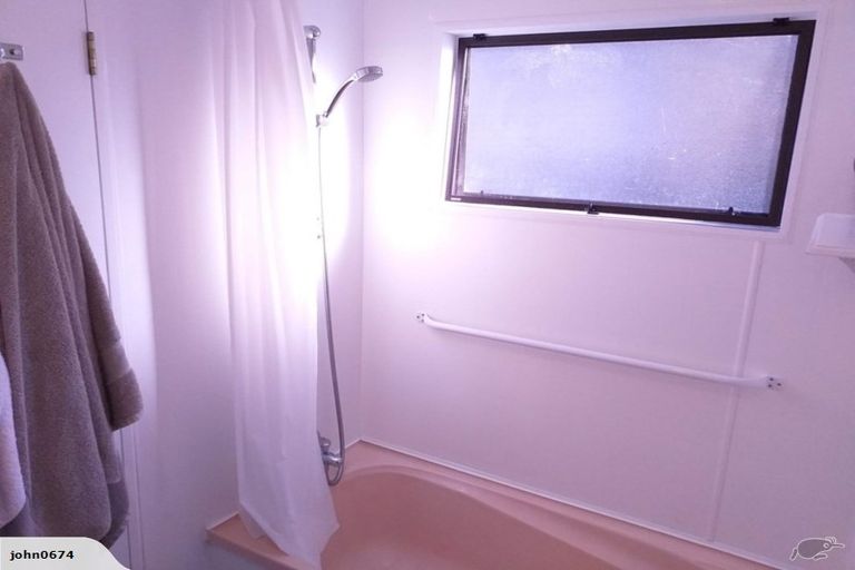 Photo of property in 60 Athenree Road, Athenree, Katikati, 3177