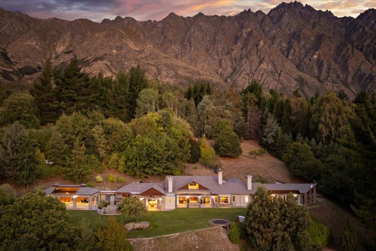 Photo of property in 68 Stoney Creek Road, Kawarau Falls, Queenstown, 9371