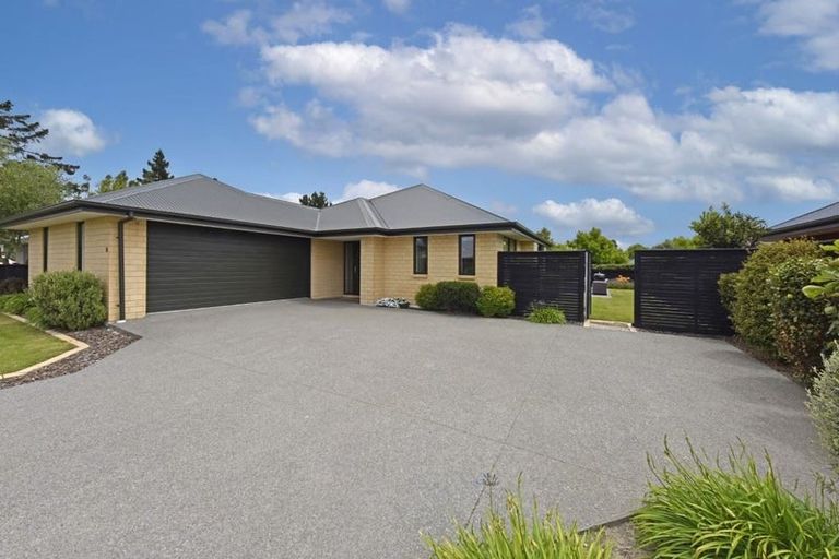 Photo of property in 6 Forbes Street, Pegasus, 7612