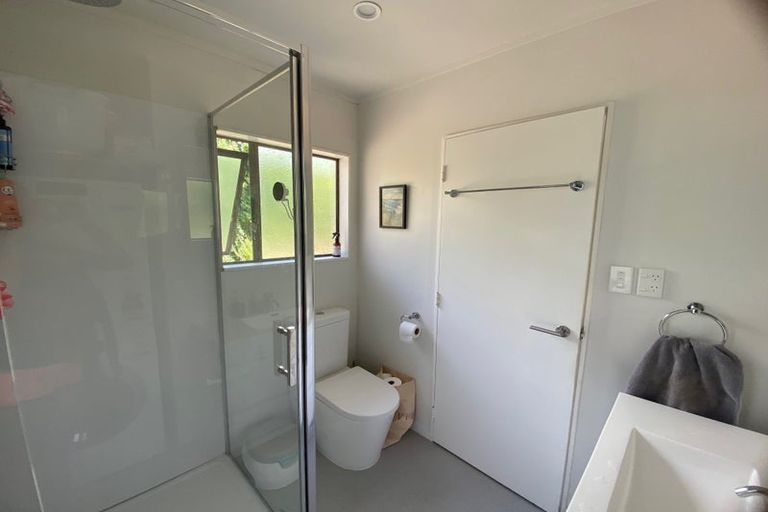 Photo of property in 1/42 Stanley Road, Glenfield, Auckland, 0629