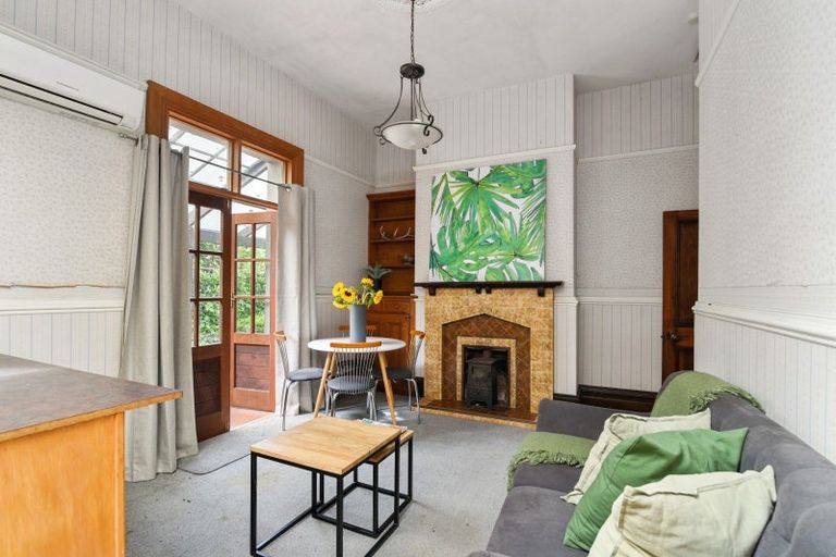 Photo of property in 70 Gladstone Road, Dalmore, Dunedin, 9010