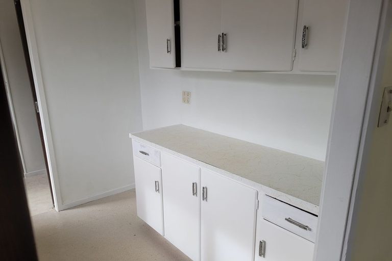 Photo of property in 1/46 Butterworth Drive, Glendene, Auckland, 0602