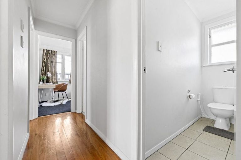 Photo of property in 19 Croall Crescent, St Andrews, Hamilton, 3200