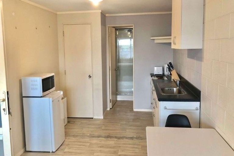 Photo of property in 7a Scotland Place, Hillcrest, Hamilton, 3216