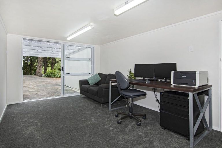 Photo of property in 5 Memorial Drive, Parahaki, Whangarei, 0112