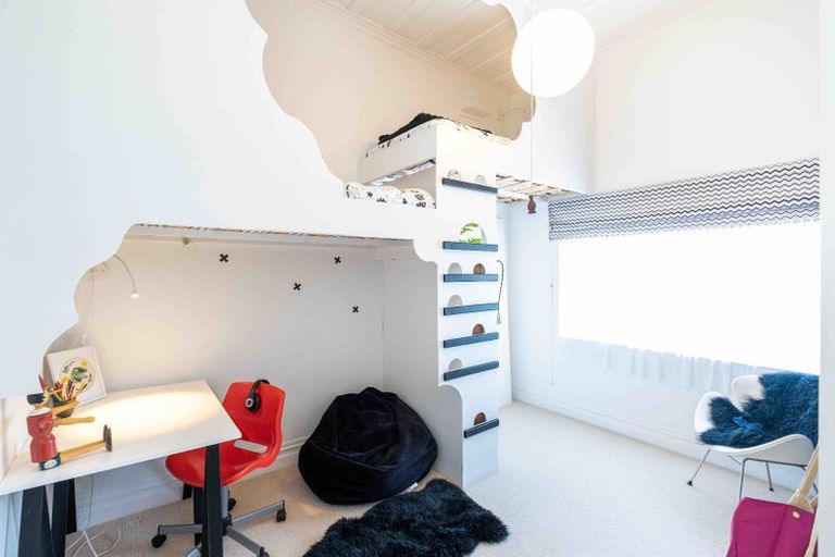 Photo of property in 4 Kinross White Street, Napier South, Napier, 4110