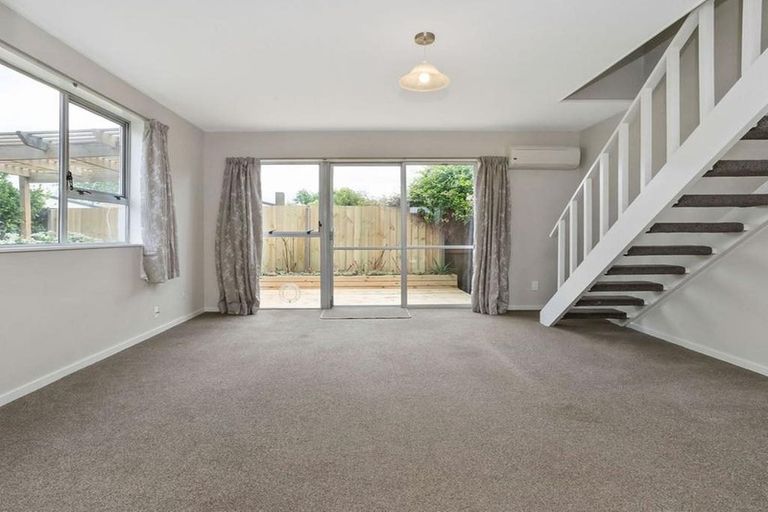 Photo of property in 4/30 Garvins Road, Hornby, Christchurch, 8042