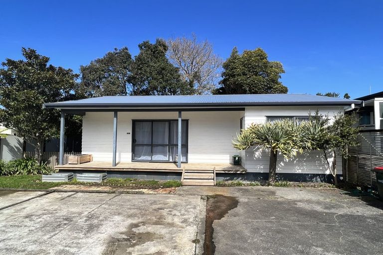 Photo of property in 53 Blakeborough Drive, Forrest Hill, Auckland, 0620
