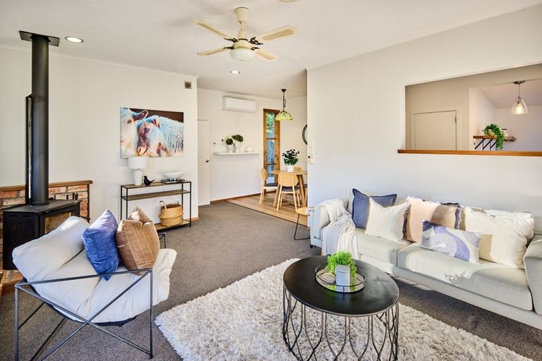 Photo of property in 48 Cluny Road, Plimmerton, Porirua, 5026