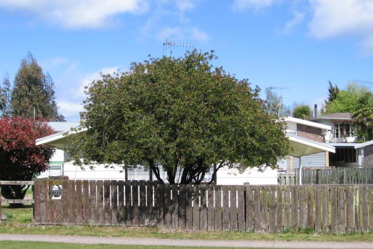 Photo of property in 2/163 Tauhara Road, Tauhara, Taupo, 3330