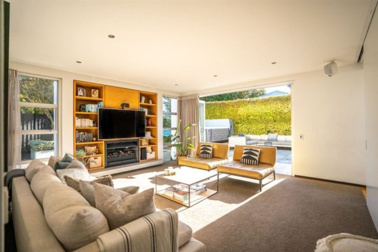 Photo of property in 2 Abberfield Lane, St Albans, Christchurch, 8014