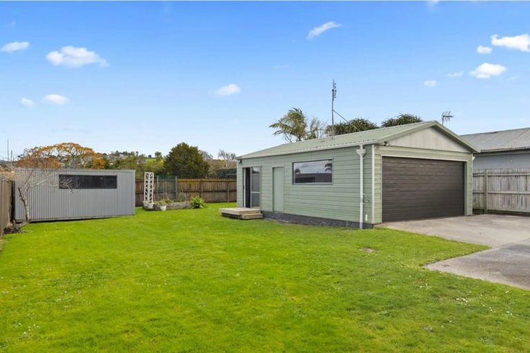 Photo of property in 18 Russell Avenue, Pukekohe, 2120