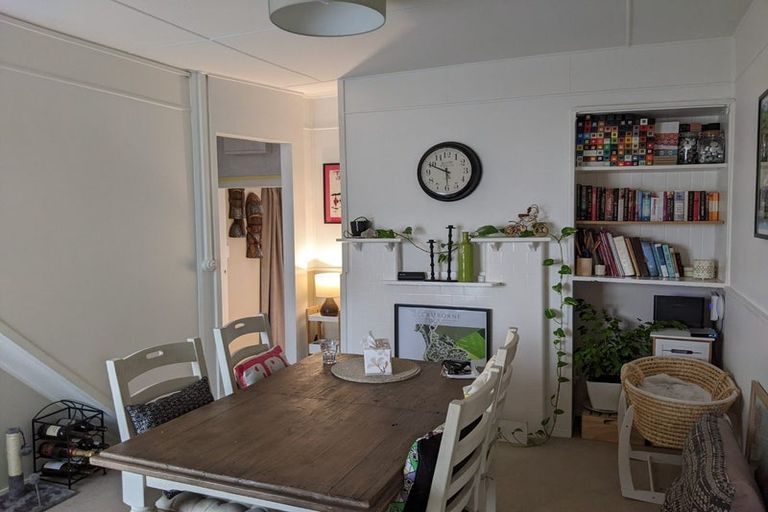 Photo of property in 30 Sussex Street, Mount Cook, Wellington, 6021