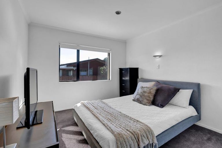 Photo of property in 76 Oranga Street, Westown, New Plymouth, 4310