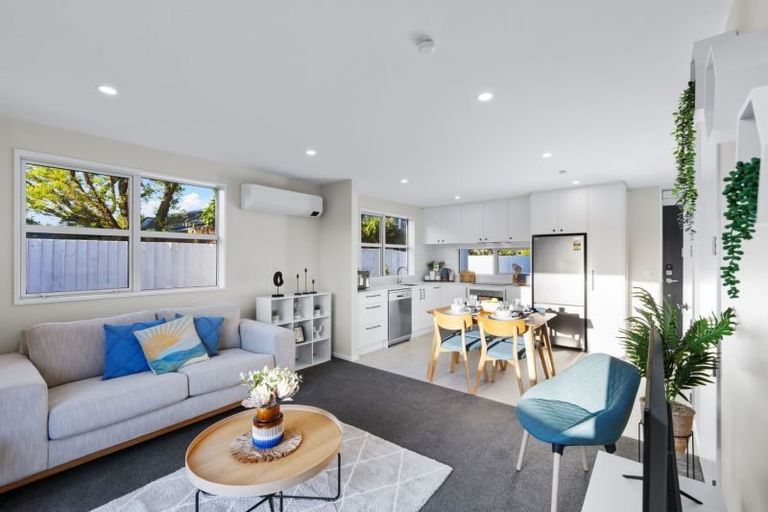 Photo of property in 2/7 Hercules Street, Shirley, Christchurch, 8013