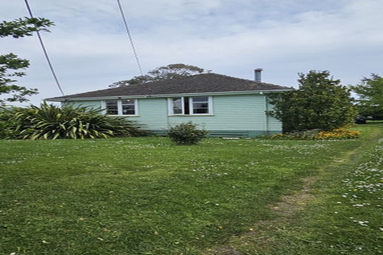 Photo of property in 15 Walter Street, Takapau, 4203