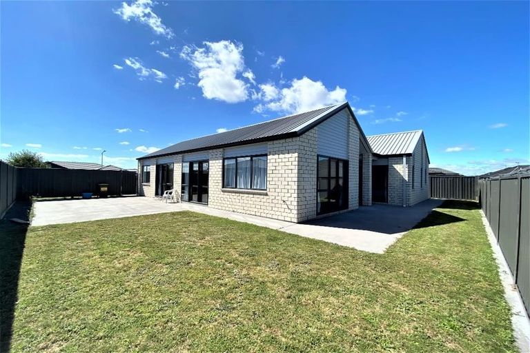 Photo of property in 18 Te Ranga Memorial Drive, Pyes Pa, Tauranga, 3112