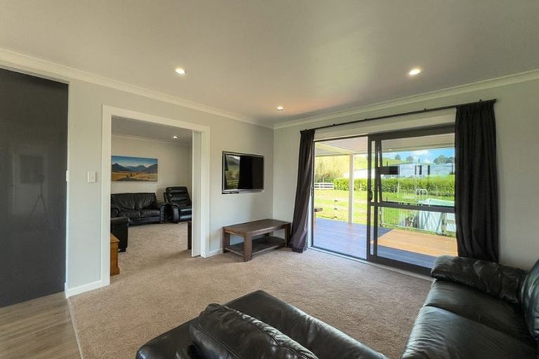 Photo of property in 37 State Highway 27, Tirau, 3410