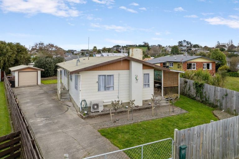 Photo of property in 35 Shelton Place, Feilding, 4702